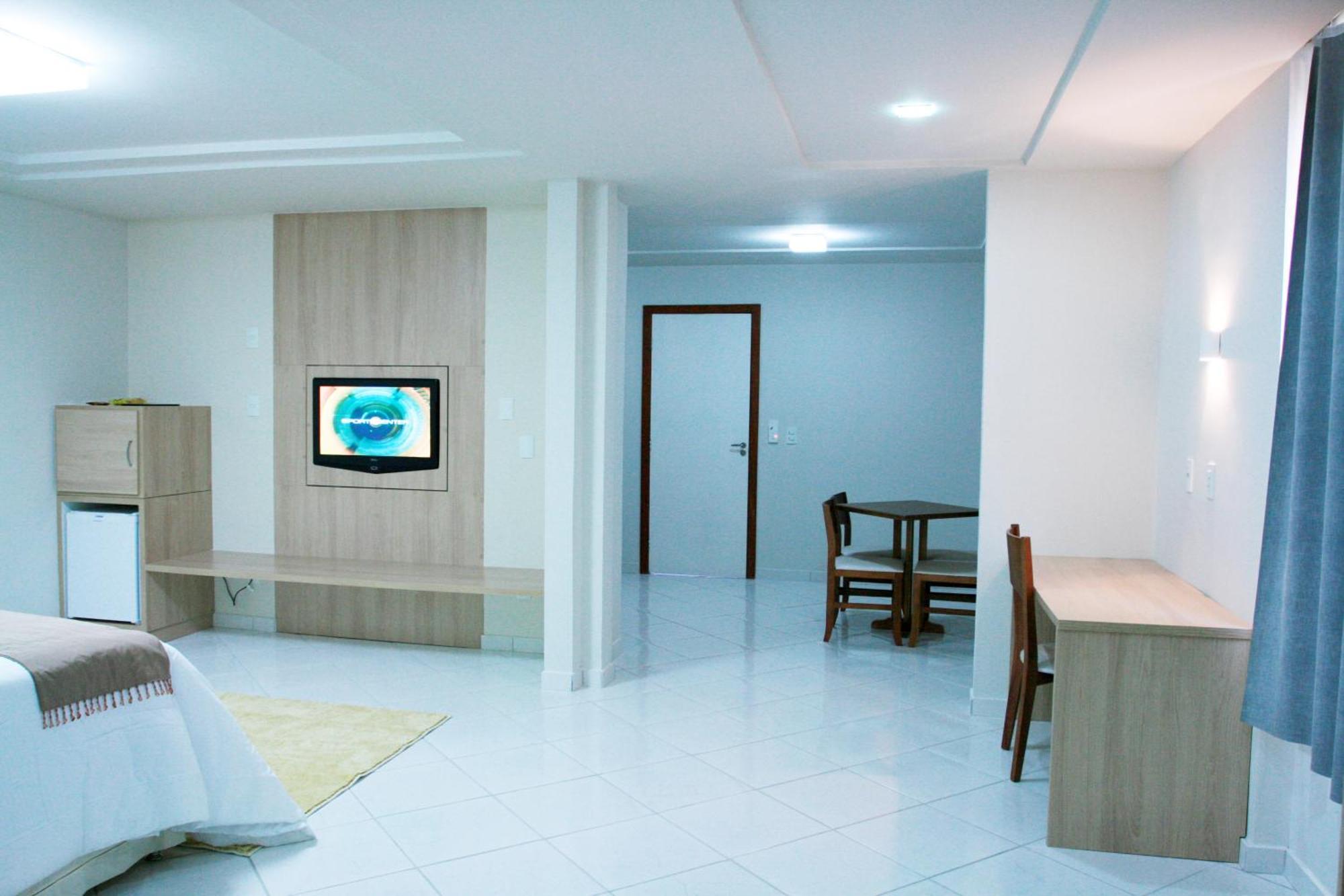 Hotel Arezzu Linhares Esterno foto