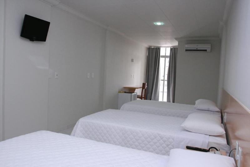 Hotel Arezzu Linhares Esterno foto